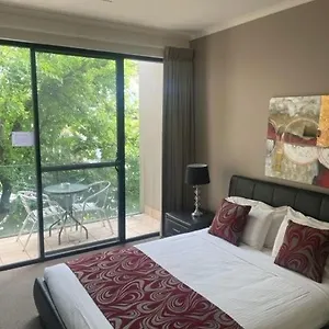 https://quest-on-sturt.adelaidehotels-au.com