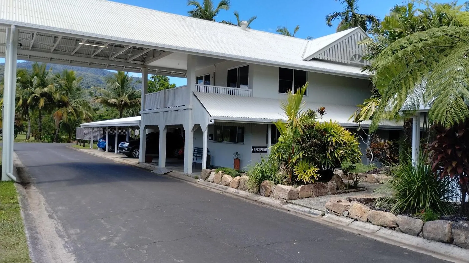 Tully Motel Australia